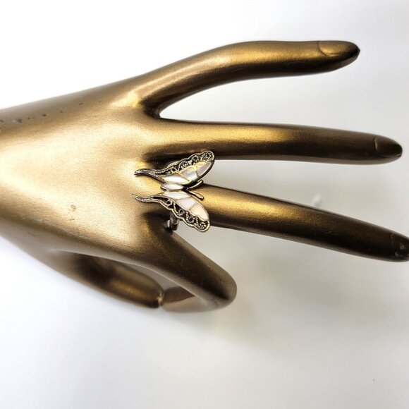 Silver and MOP Butterfly Ring 925 Sterling Silver, Butterfly Filigree Size 5.25 - Picture 5 of 15